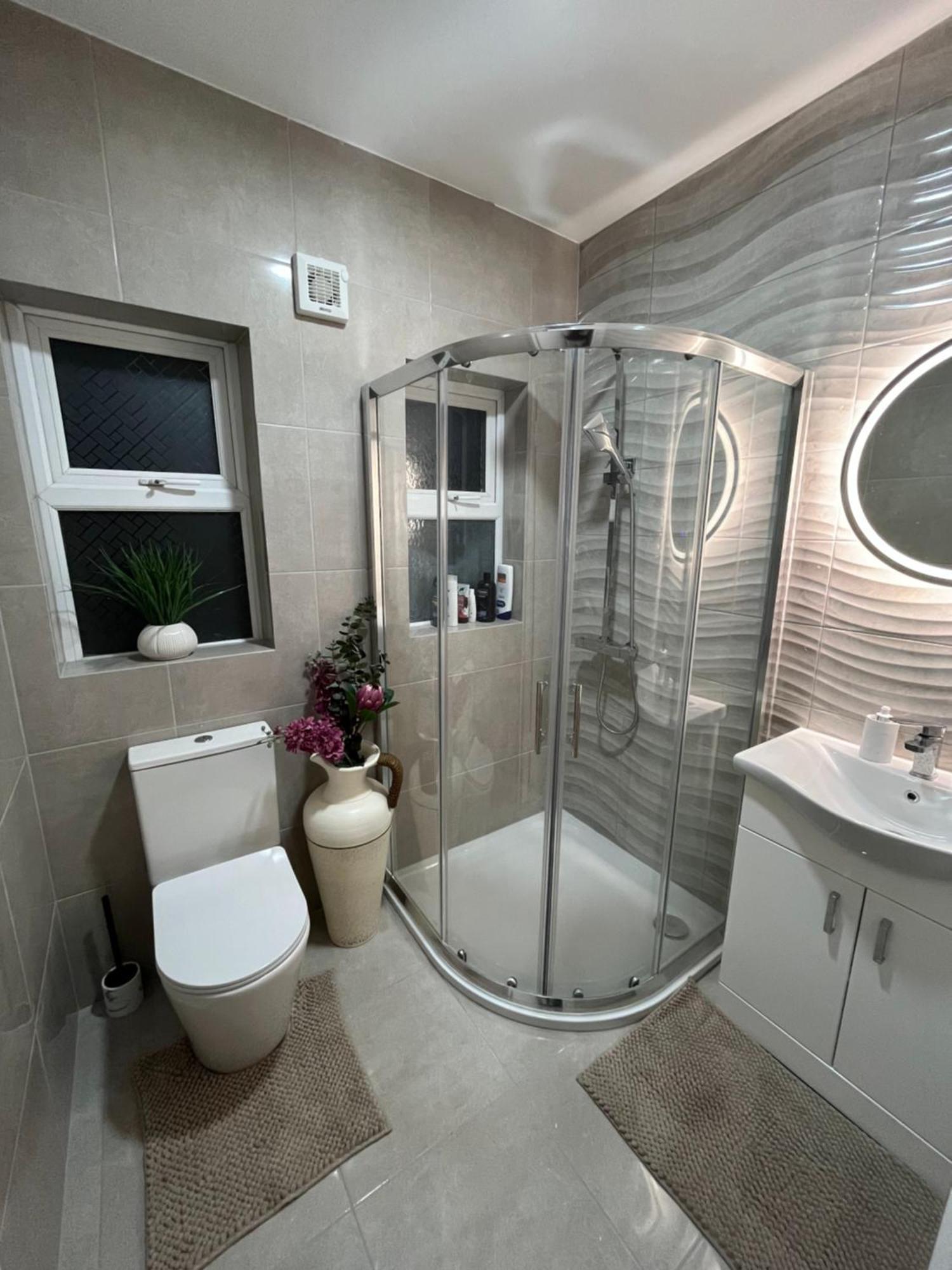 Cozy Getaway In Bunratty Apartamento Droíchead an Chláir Exterior foto